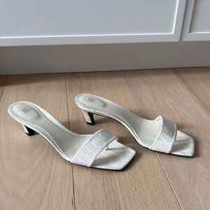 Toteme Cream Women's Sandals